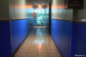 Halina Drive Inn Hotels - Sta Mesa