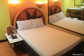 Halina Drive Inn Hotels - Sta Mesa