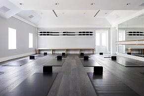 Little National Hotel Canberra