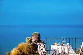 Marulivo Hotel