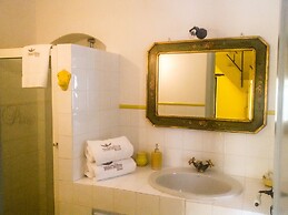 Marulivo Hotel