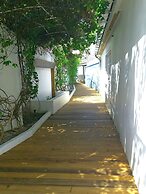 Davids Beach Hotel