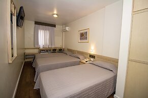 Trevi Hotel & Business