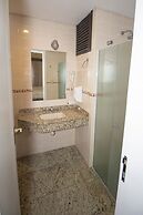 Trevi Hotel & Business