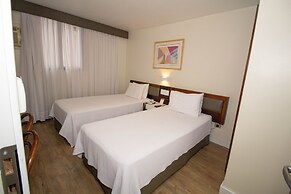 Trevi Hotel & Business