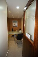 Trevi Hotel & Business