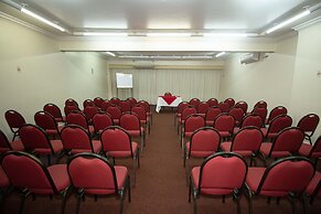 Trevi Hotel & Business