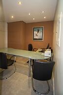 Trevi Hotel & Business