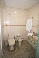 Trevi Hotel & Business