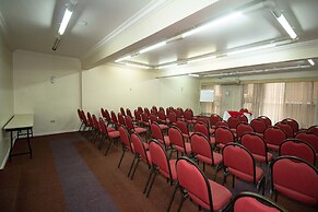 Trevi Hotel & Business