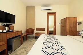 Hotel Yulia - Le Amour Inn