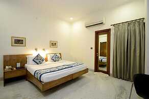 Hotel Yulia - Le Amour Inn