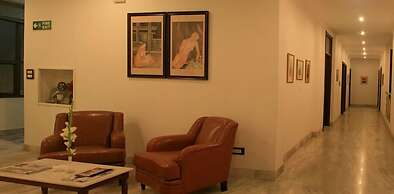 Hotel Yulia - Le Amour Inn