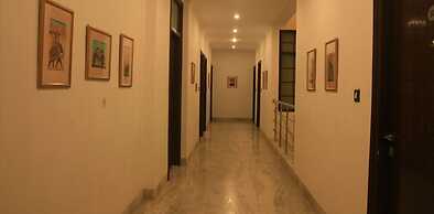 Hotel Yulia - Le Amour Inn