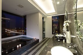 Icloud Luxury Resort & Hotel