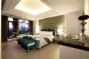 Icloud Luxury Resort & Hotel