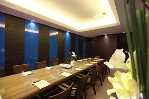 Icloud Luxury Resort & Hotel