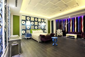 Icloud Luxury Resort & Hotel