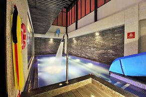 Icloud Luxury Resort & Hotel