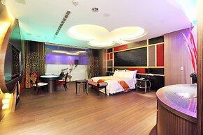 Icloud Luxury Resort & Hotel