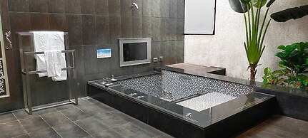 Icloud Luxury Resort & Hotel