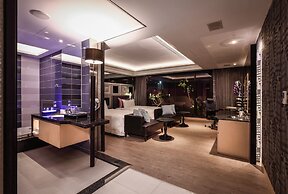 Icloud Luxury Resort & Hotel