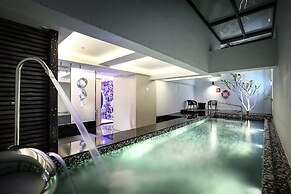 Icloud Luxury Resort & Hotel