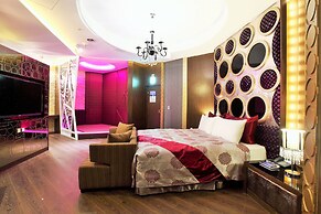 Icloud Luxury Resort & Hotel