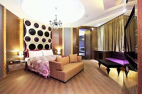 Icloud Luxury Resort & Hotel