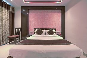 The Byke Grassfield Resort With Outdoor Pool, Shyam Nagar