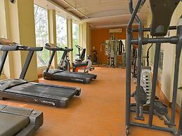 The Byke Grassfield Resort With Outdoor Pool, Shyam Nagar