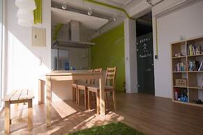 T-Life Hostel