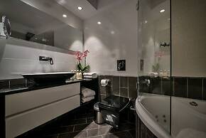 21st Floor 360 Suitop Hotel