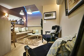 21st Floor 360 Suitop Hotel