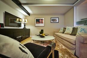 21st Floor 360 Suitop Hotel