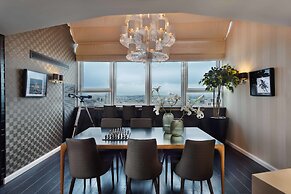 21st Floor 360 Suitop Hotel