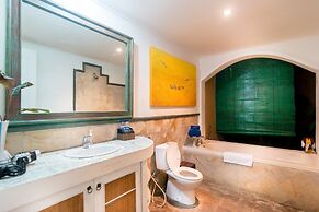 Gajah Biru Bungalows