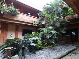 Alona Tropical Beach Resort