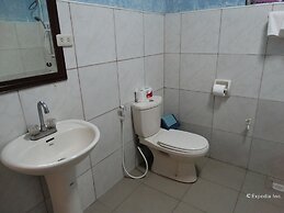 Alona Tropical Beach Resort