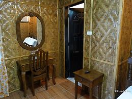 Alona Tropical Beach Resort