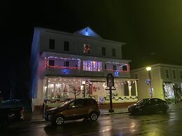 Kennedy House
