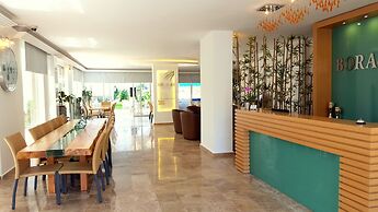 Bora Bora Butik Hotel