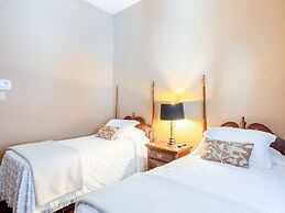 The Belmont Inn by OYO