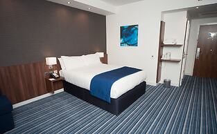 Holiday Inn Express Aberdeen Airport by IHG