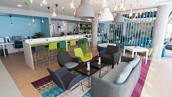 Holiday Inn Express Aberdeen Airport by IHG