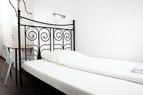 Station Hostel For Backpackers