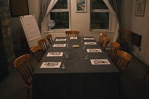 Dobbins Inn