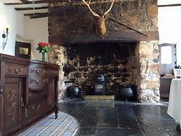 Dobbins Inn