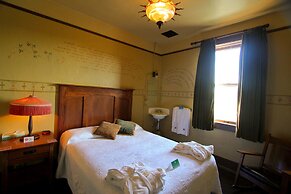 McMenamins Olympic Club