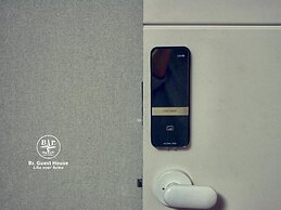 Br. Guesthouse Hongdae